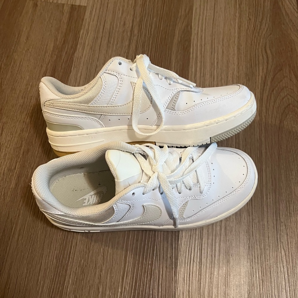 Nike Gamma Force- Women’s White/Light Bone/Sanddrift/Phantom
Style: DX9176-103